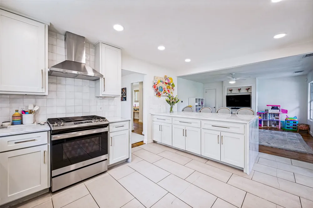 7528 Wentwood Drive Dallas, TX 75225