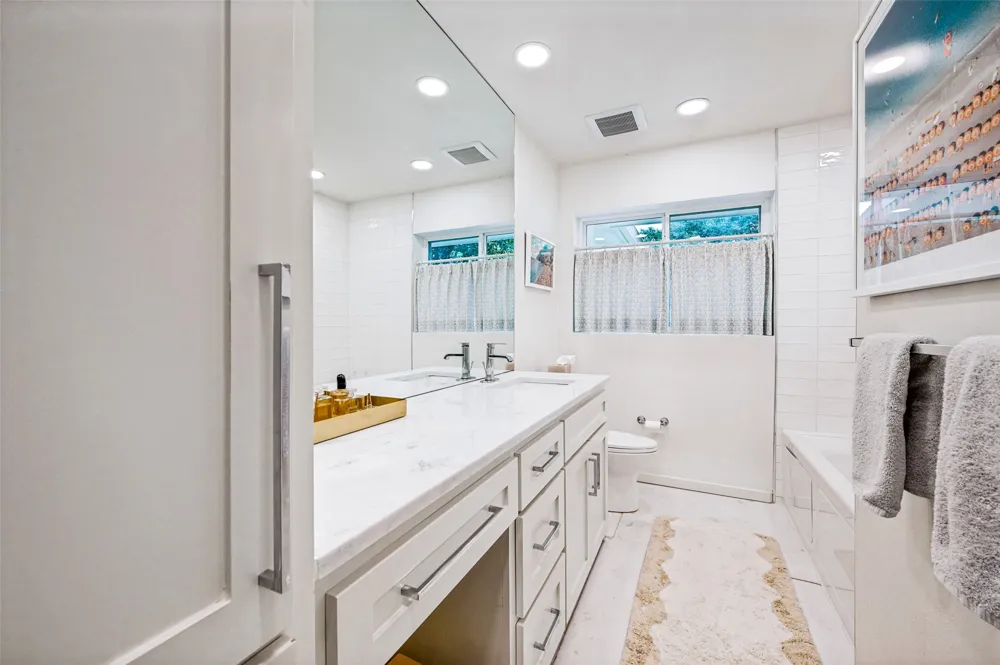7528 Wentwood Drive Dallas, TX 75225