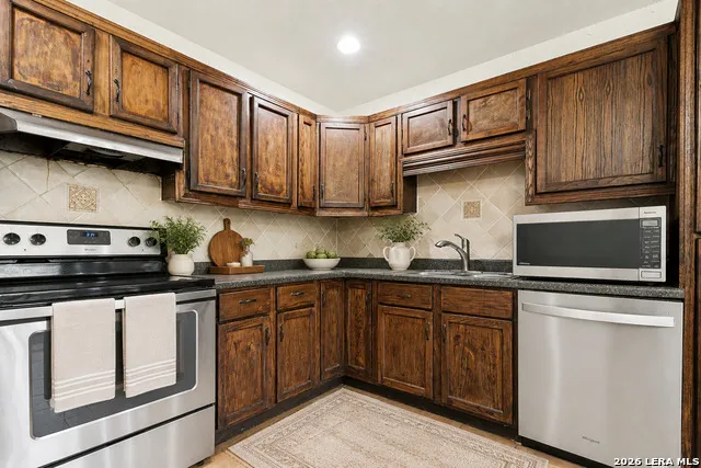 6650 Grist Mill Leon Valley, TX 78238