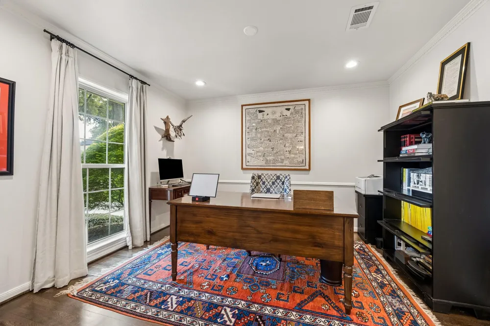 7902 Burgoyne Road Houston, TX 77063