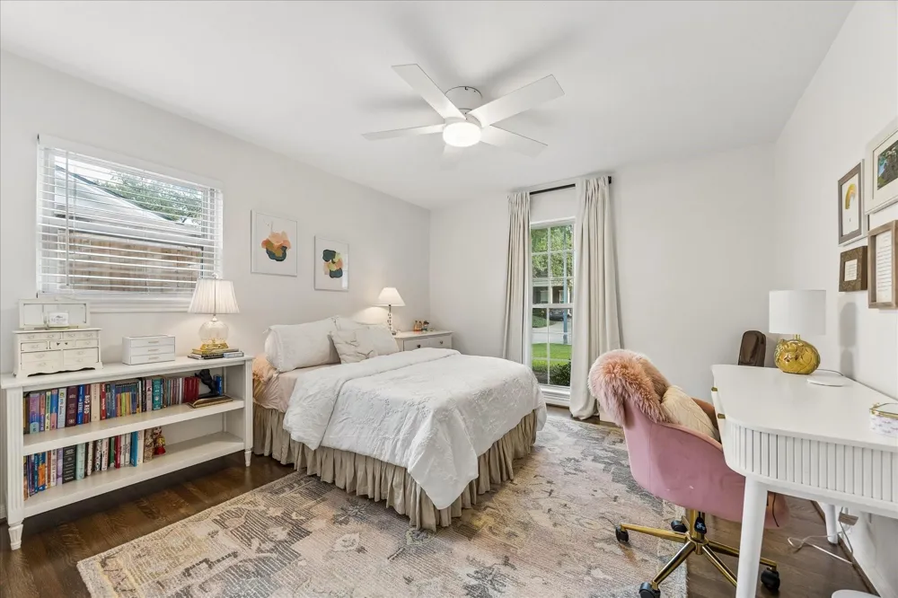 7902 Burgoyne Road Houston, TX 77063