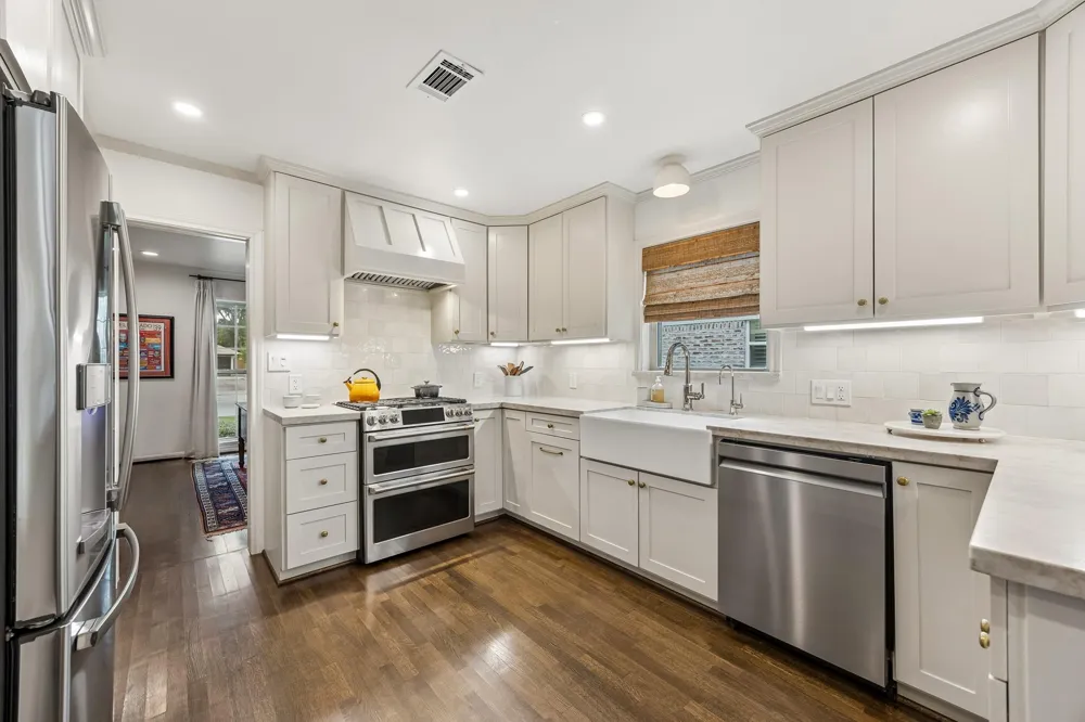 7902 Burgoyne Road Houston, TX 77063