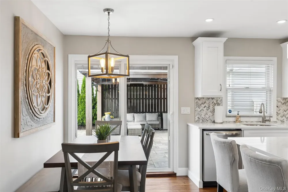 24 Essen Place Bethpage, NY 11714