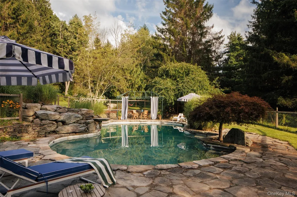 55 E Klein Road Ancram, NY 12502
