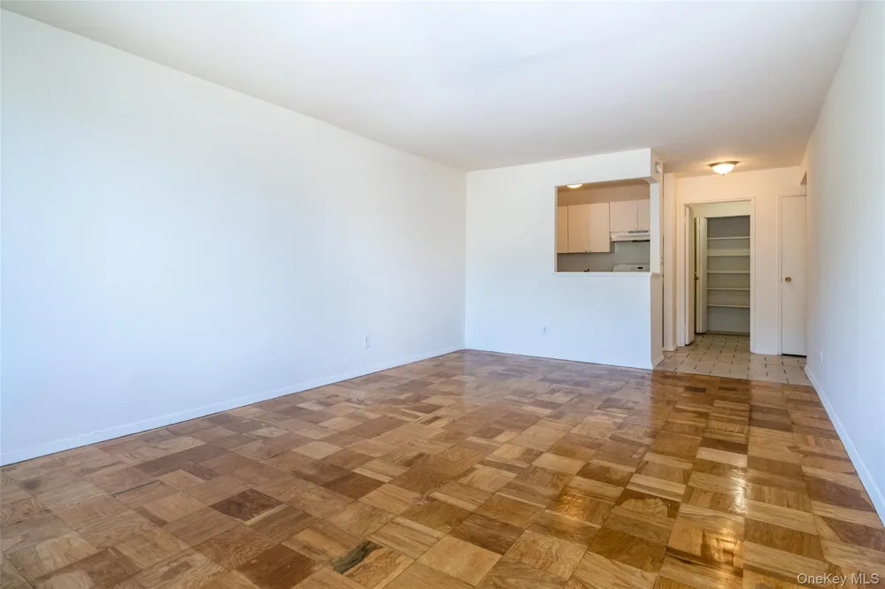 125 Lake Street #7-L North White Plains, NY 10604