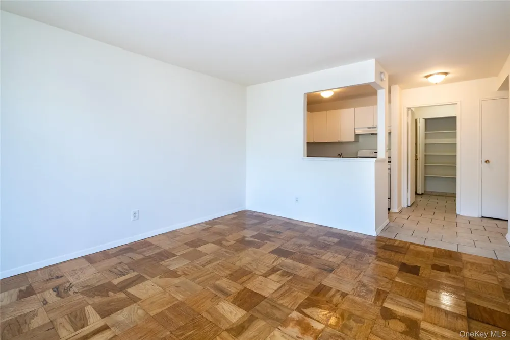 125 Lake Street #7-L North White Plains, NY 10604