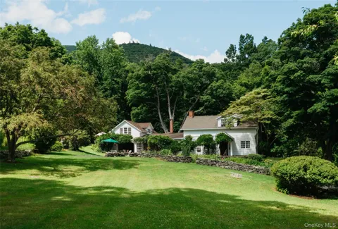 190 Lewis Hollow Road