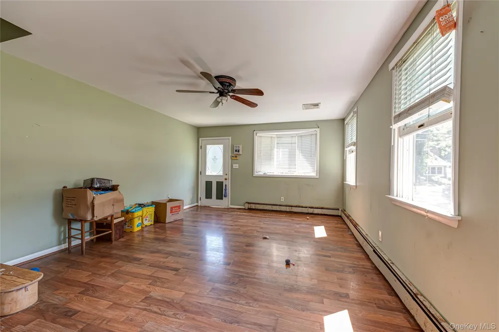2780 Cedar Avenue Ronkonkoma, NY 11779