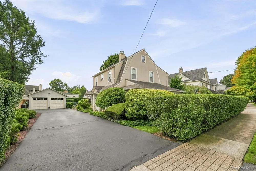 61 E Maple Avenue Suffern, NY 10901