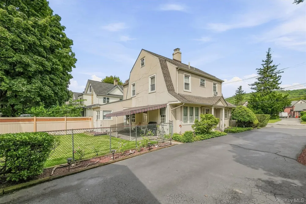 61 E Maple Avenue Suffern, NY 10901