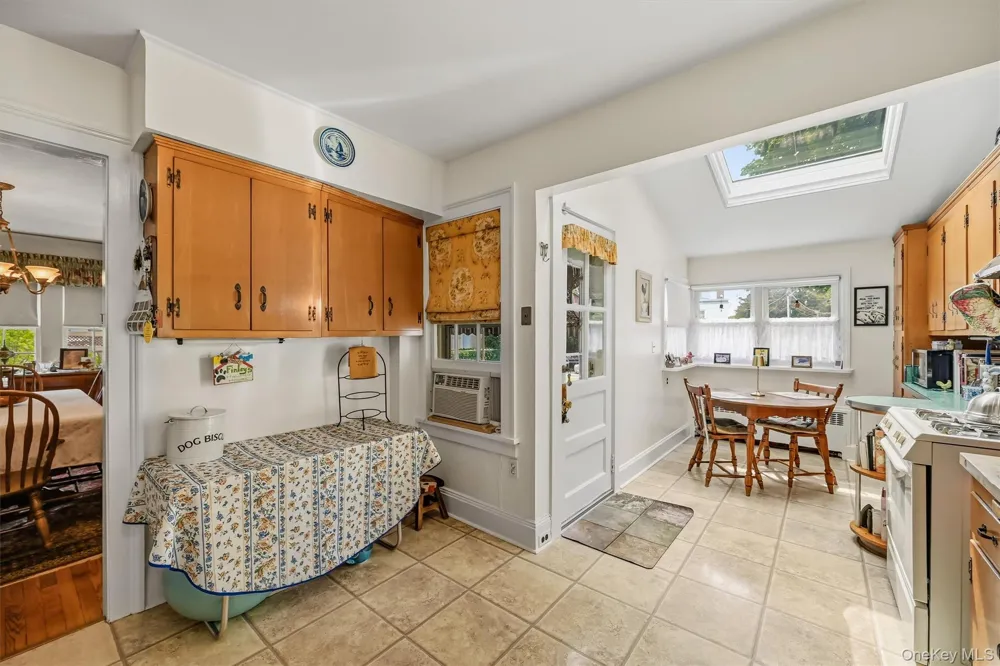 61 E Maple Avenue Suffern, NY 10901
