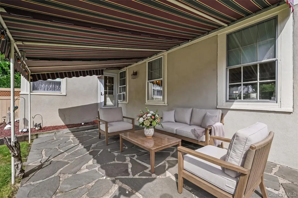 61 E Maple Avenue Suffern, NY 10901
