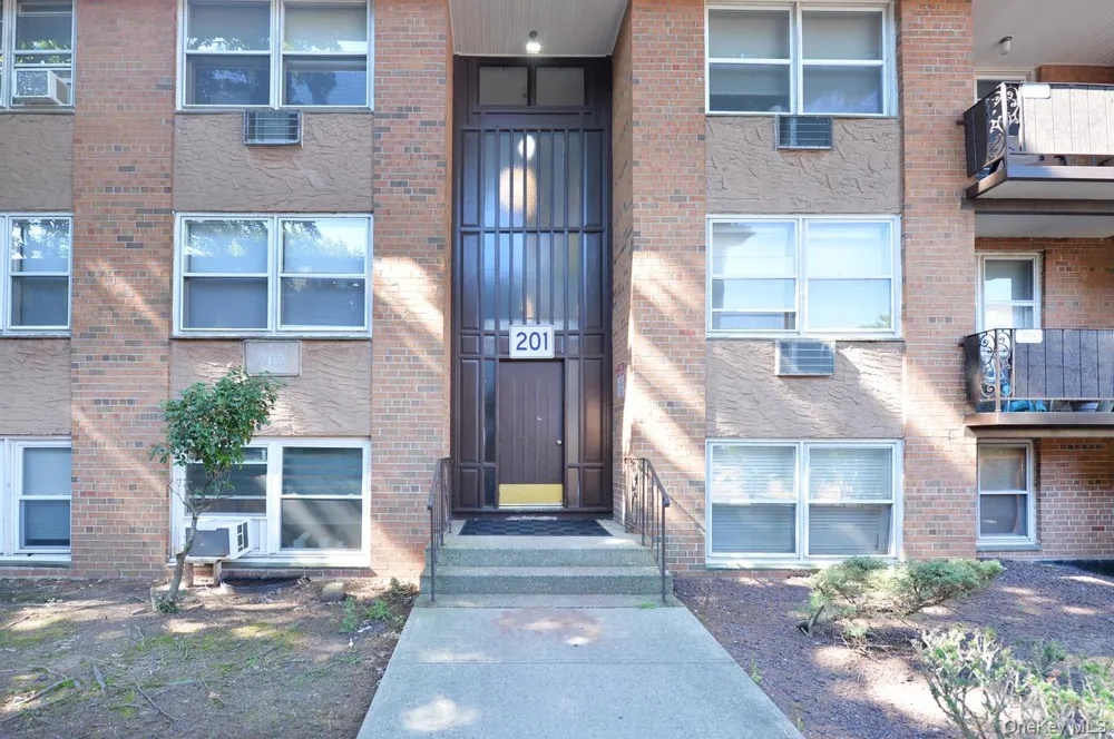 201 Kearsing Parkway #G Monsey, NY 10952