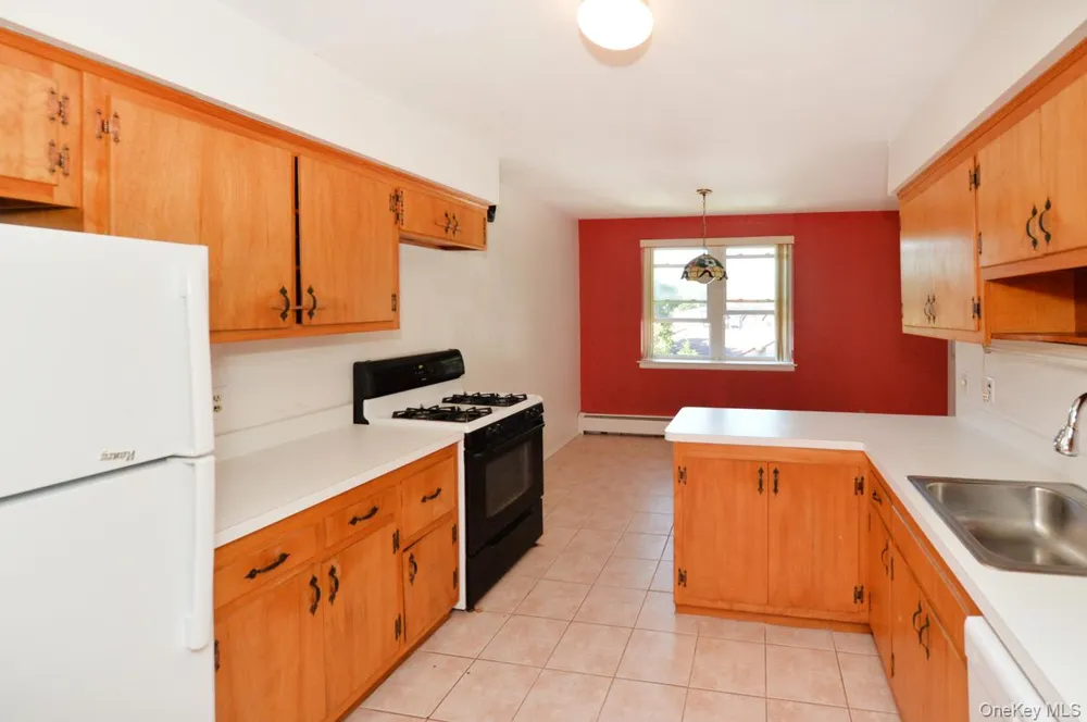 201 Kearsing Parkway #G Monsey, NY 10952