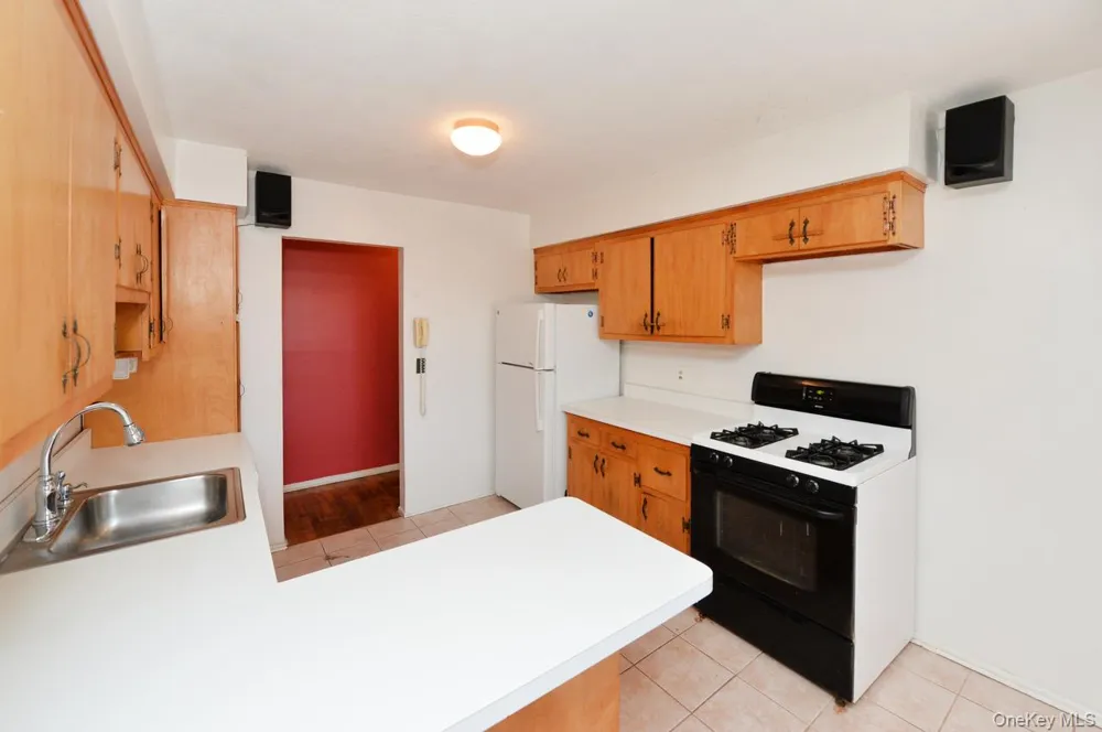 201 Kearsing Parkway #G Monsey, NY 10952