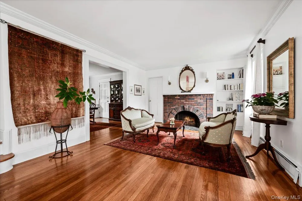 11 DeMott Avenue Rockville Centre, NY 11570
