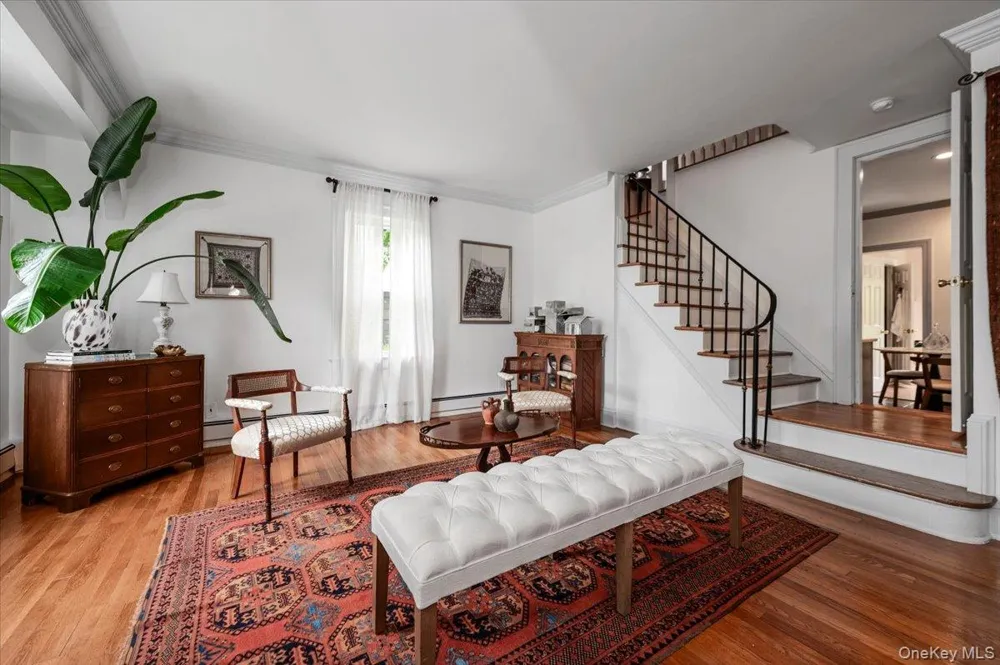 11 DeMott Avenue Rockville Centre, NY 11570