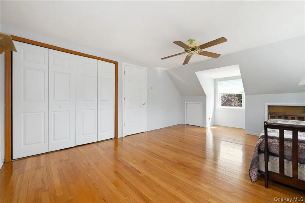 303 Caroline Avenue Garden City South, NY 11530