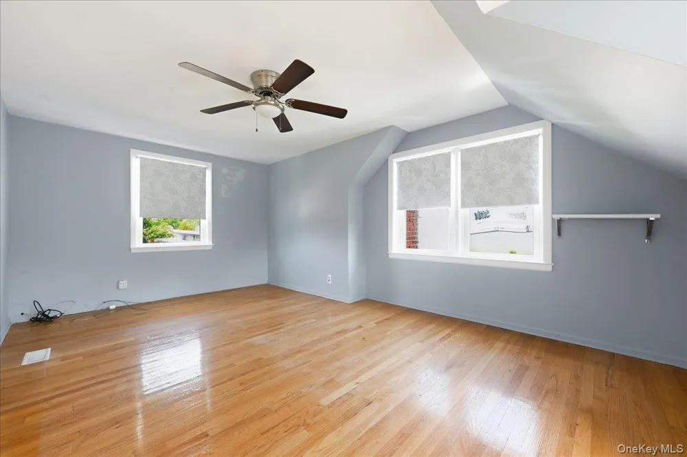 303 Caroline Avenue Garden City South, NY 11530
