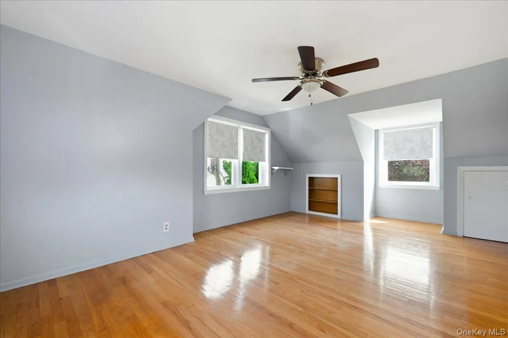 303 Caroline Avenue Garden City South, NY 11530