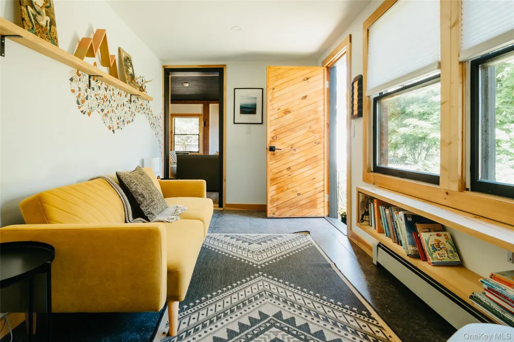 1 Ohioville Road New Paltz, NY 12561