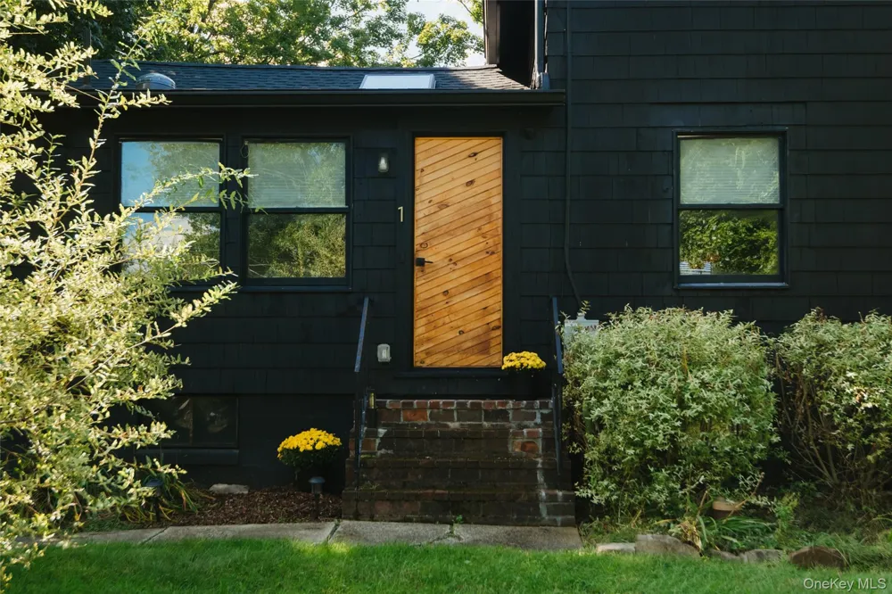 1 Ohioville Road New Paltz, NY 12561
