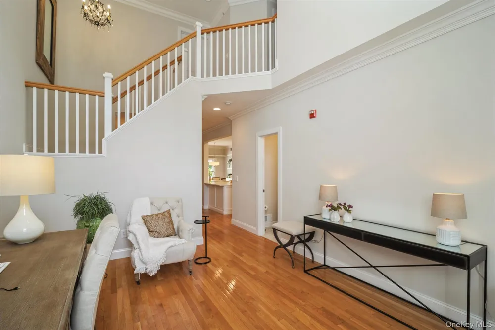 34 Cranberry Circle Medford, NY 11763