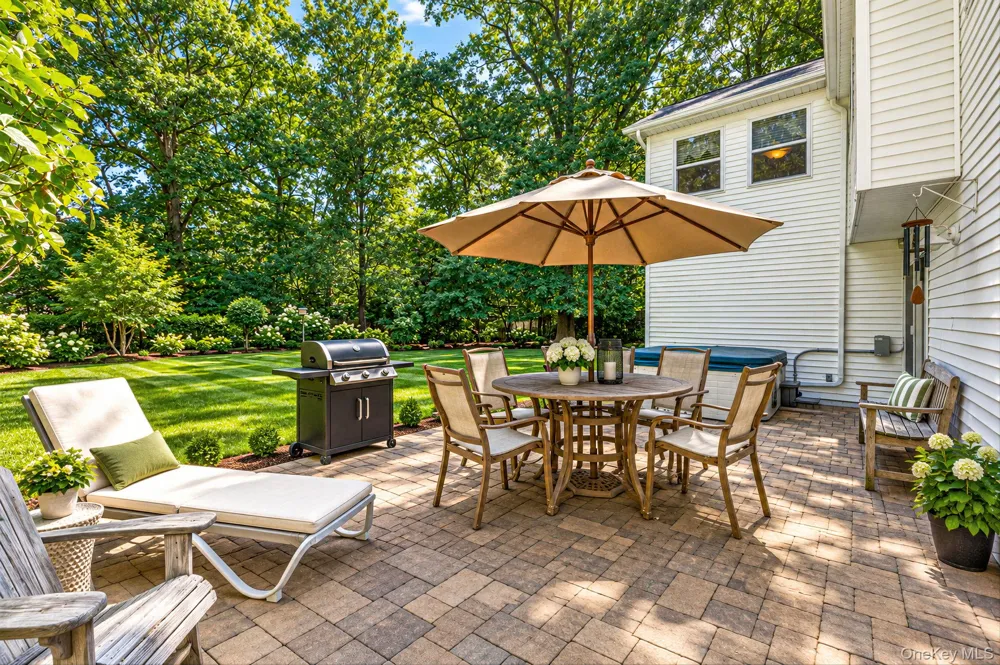 1 Chen Court Middle Island, NY 11953