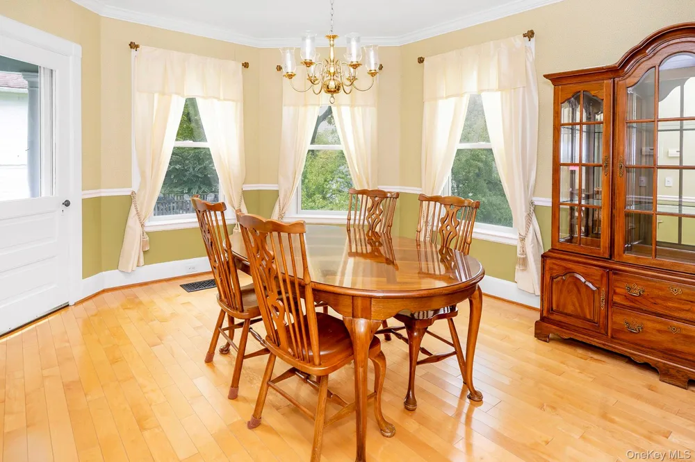 3315 Franklin Avenue Millbrook, NY 12545