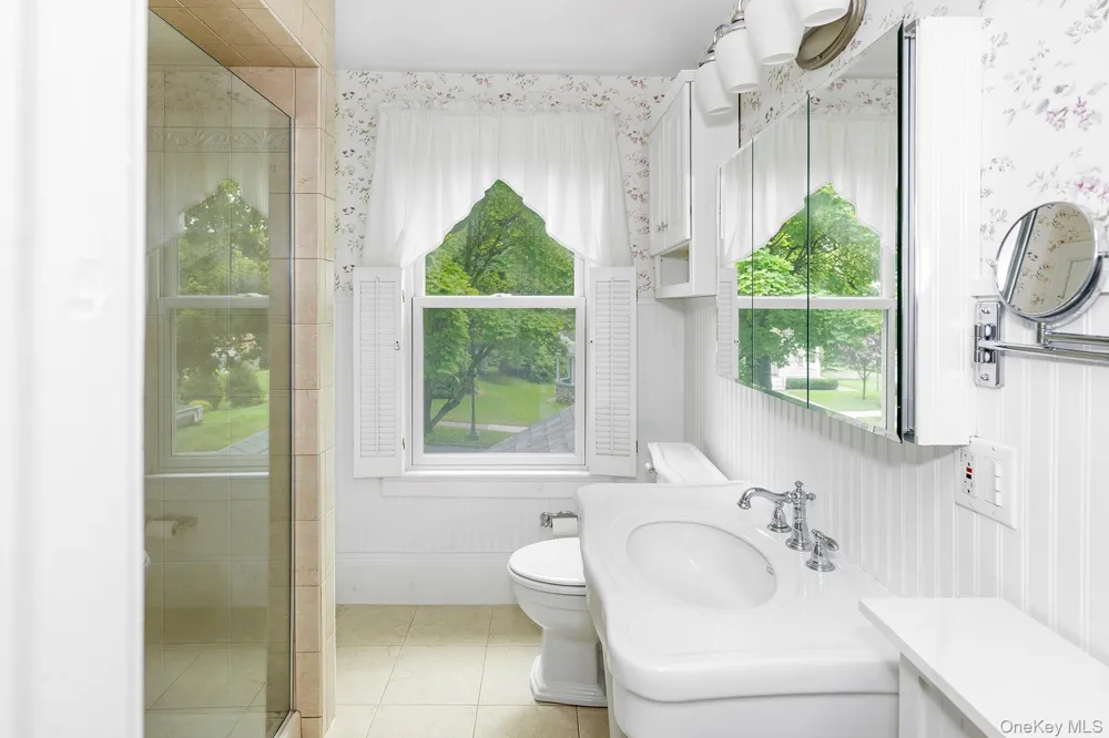 3315 Franklin Avenue Millbrook, NY 12545