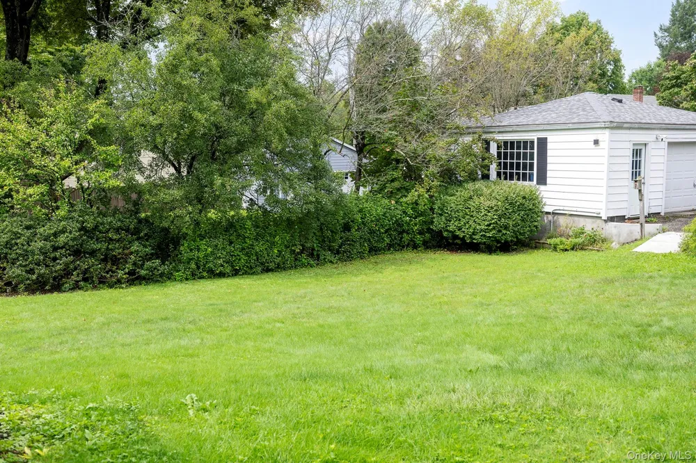 3315 Franklin Avenue Millbrook, NY 12545