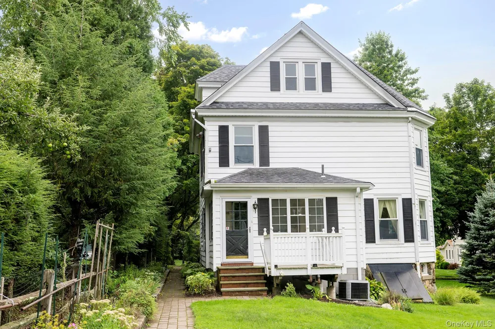 3315 Franklin Avenue Millbrook, NY 12545