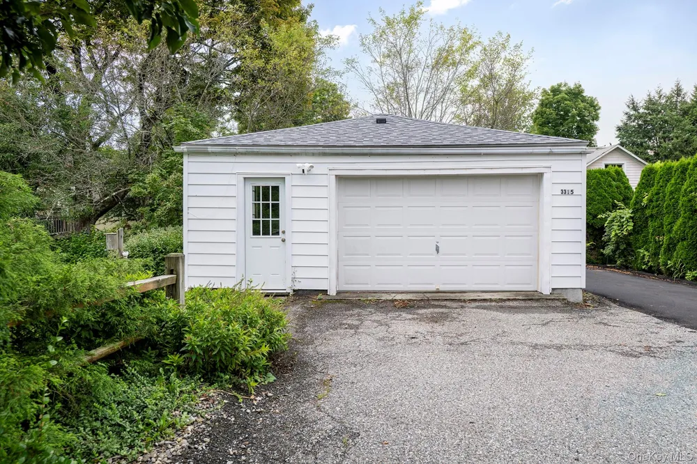 3315 Franklin Avenue Millbrook, NY 12545