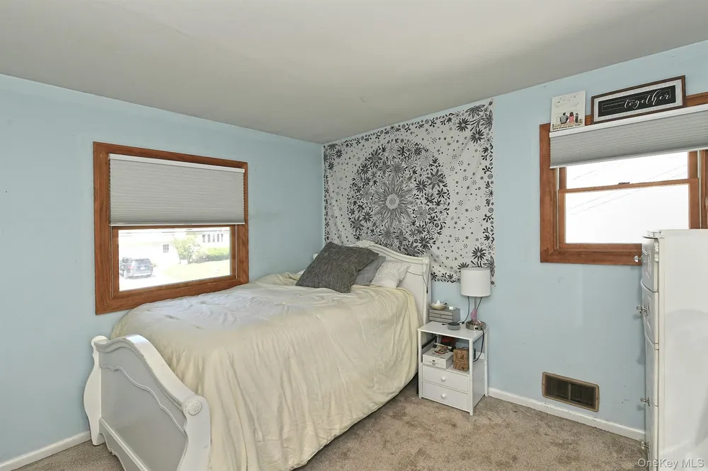 21 Campo Avenue Selden, NY 11784