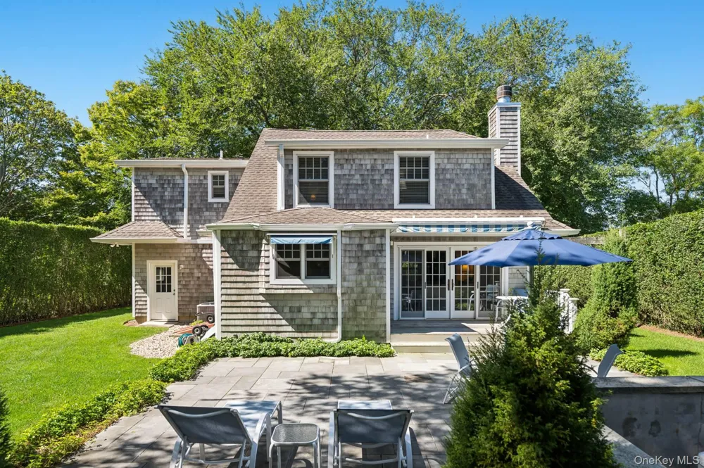 200 Little Plains Road Southampton, NY 11968