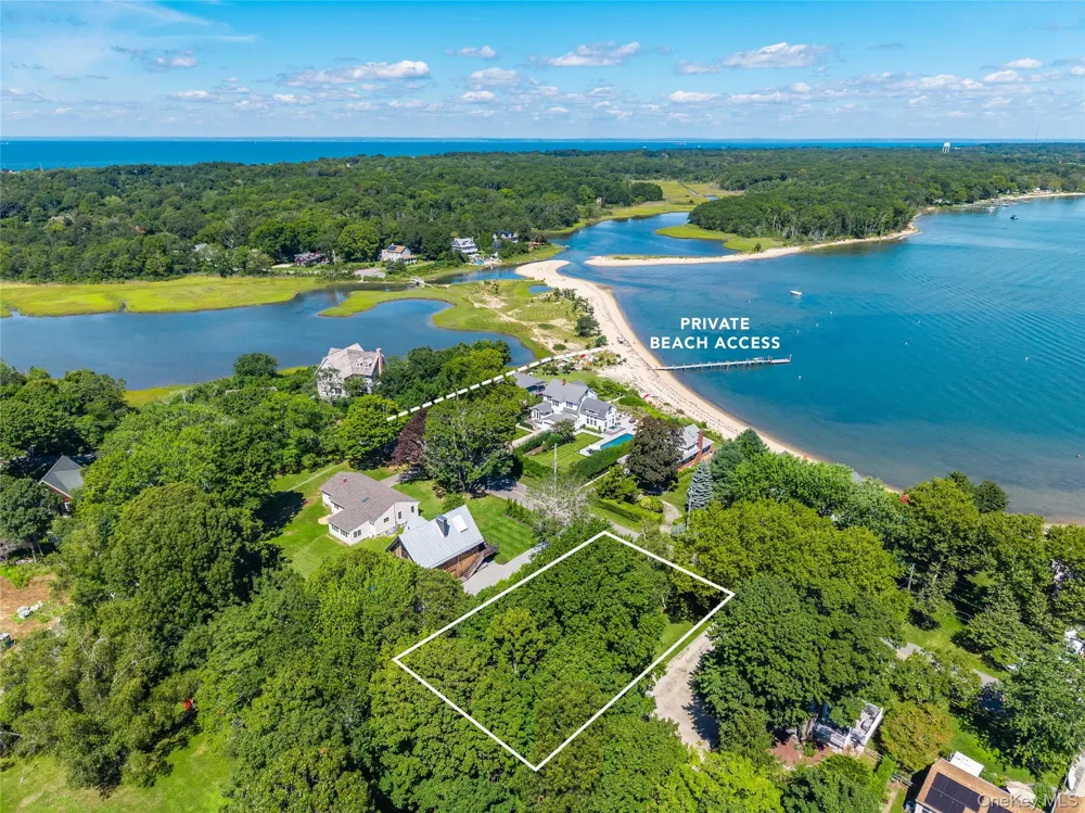 1400 Bay Shore Road Greenport, NY 11944