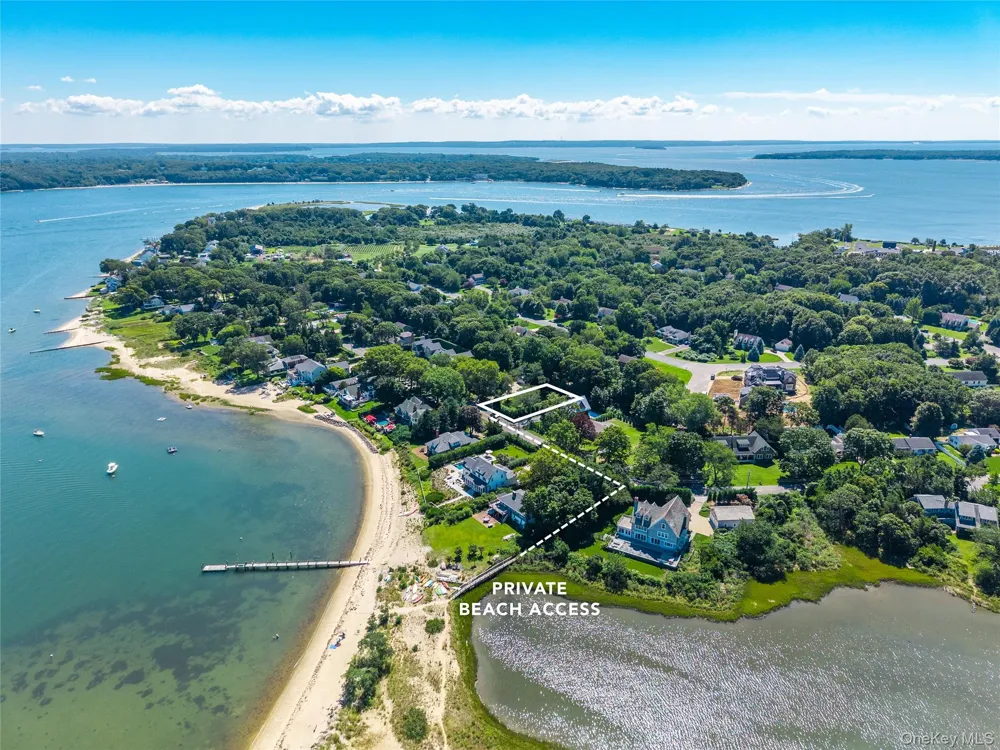 1400 Bay Shore Road Greenport, NY 11944