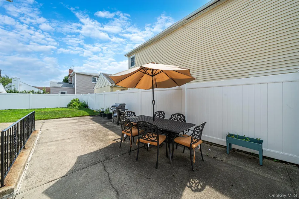 110 Bert Avenue Westbury, NY 11590