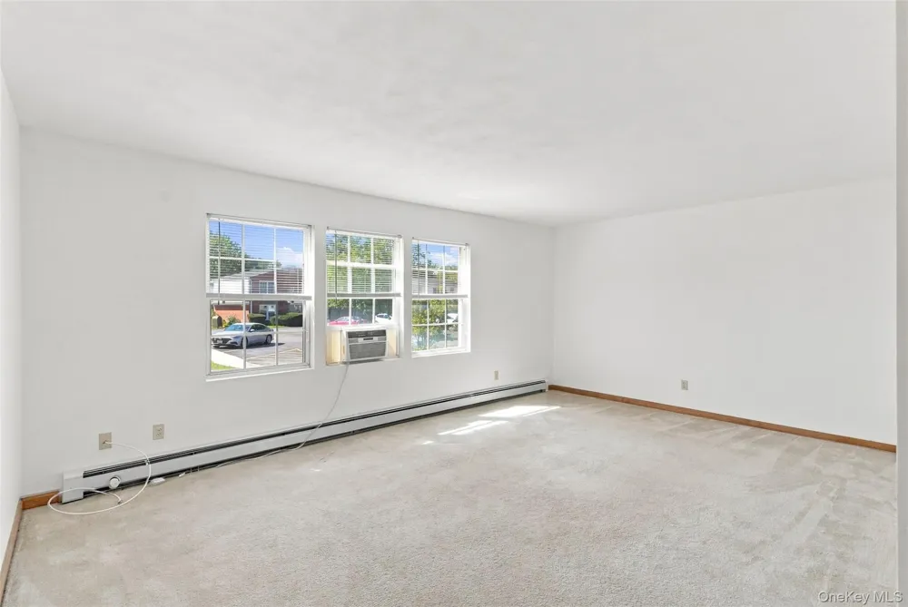 19 Huguenot Street #3 New Paltz, NY 12561