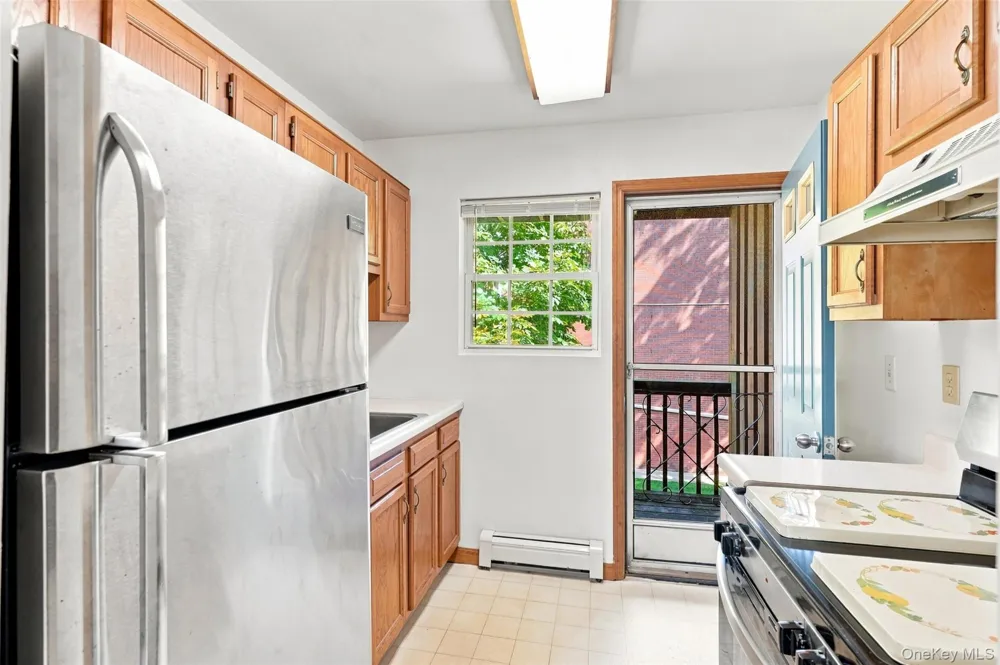 19 Huguenot Street #3 New Paltz, NY 12561