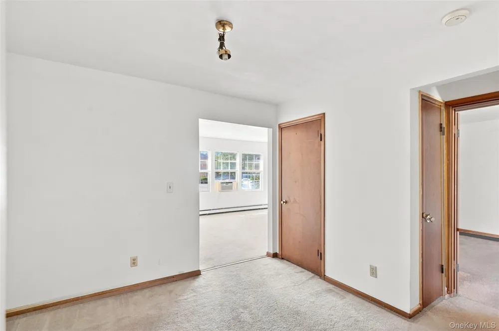 19 Huguenot Street #3 New Paltz, NY 12561