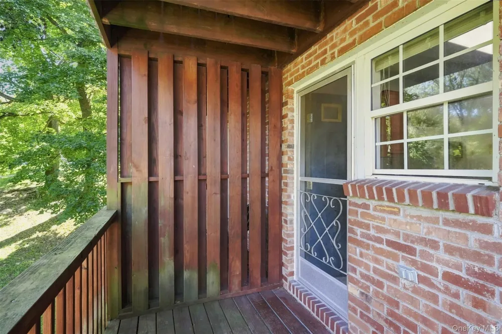 19 Huguenot Street #3 New Paltz, NY 12561