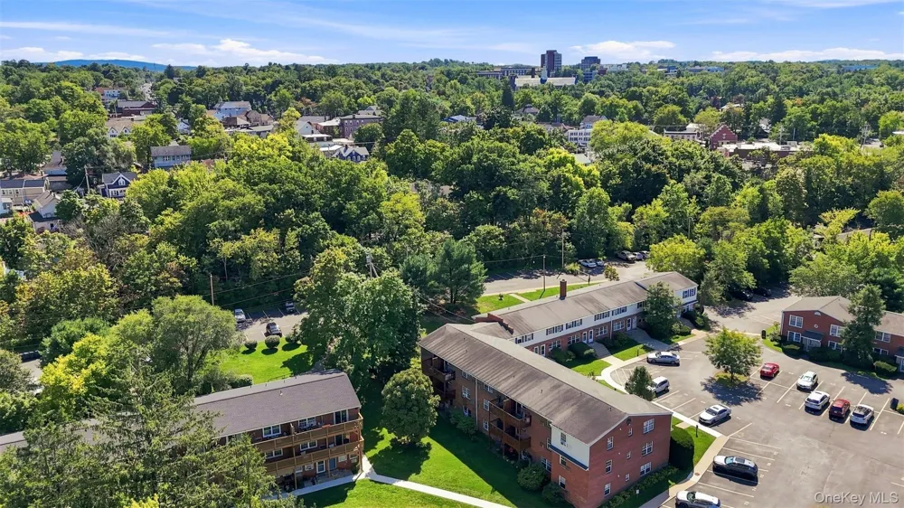 19 Huguenot Street #3 New Paltz, NY 12561