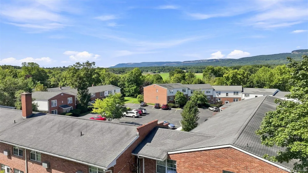 19 Huguenot Street #3 New Paltz, NY 12561