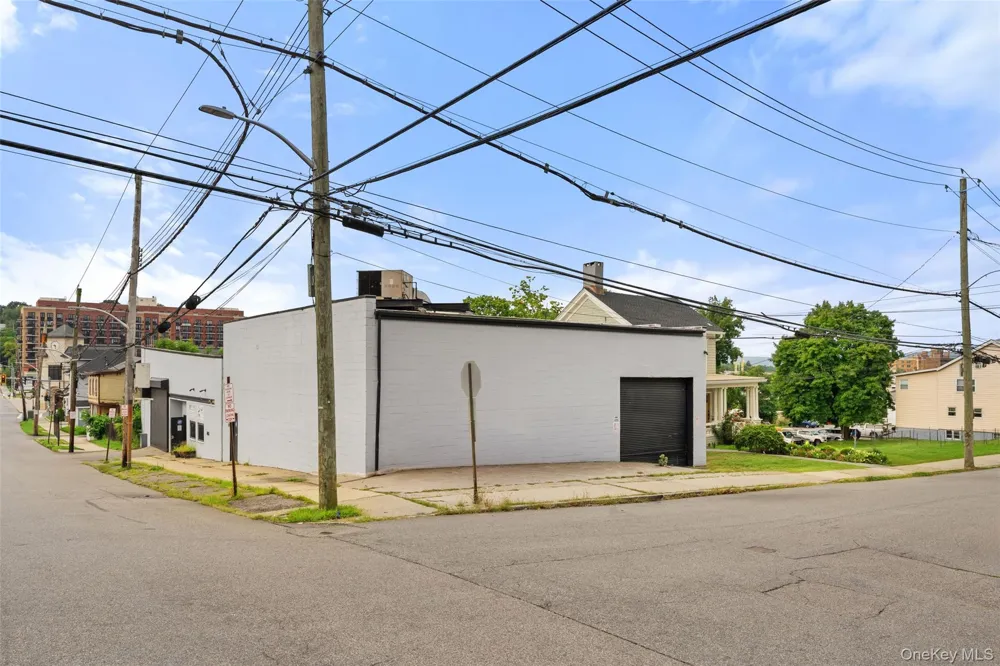 122 Broad Street Peekskill, NY 10566