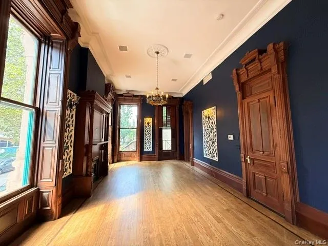 241 Lenox Avenue New York (Manhattan), NY 10027