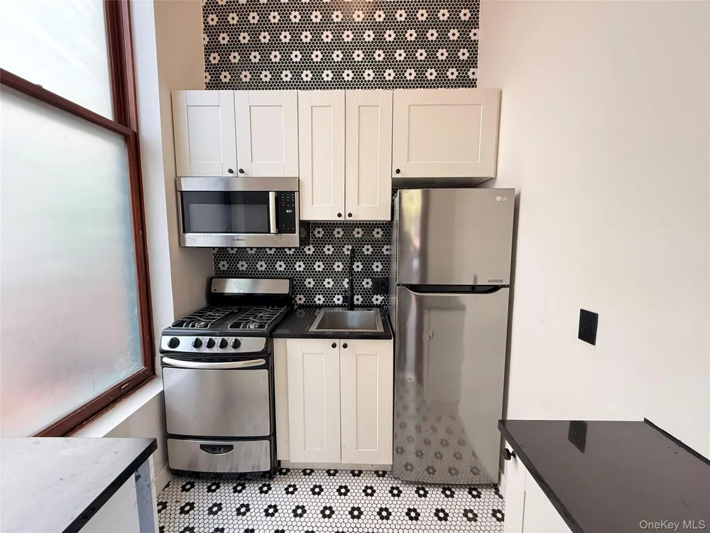 241 Lenox Avenue New York (Manhattan), NY 10027