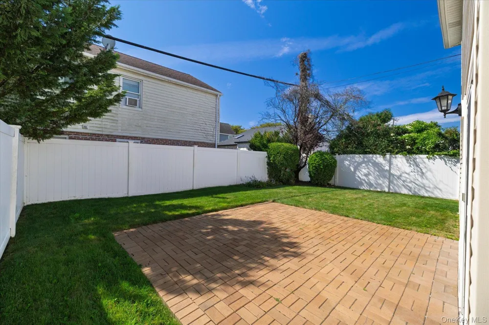 1985 Park Street Atlantic Beach, NY 11509