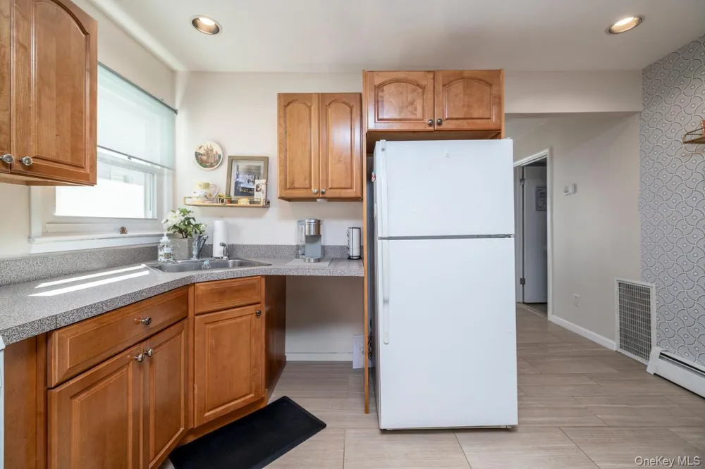 1985 Park Street Atlantic Beach, NY 11509