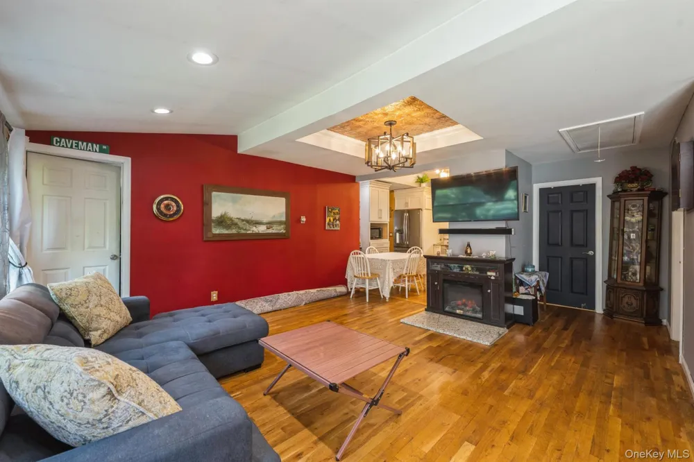 25 Tamarack Road Rocky Point, NY 11778